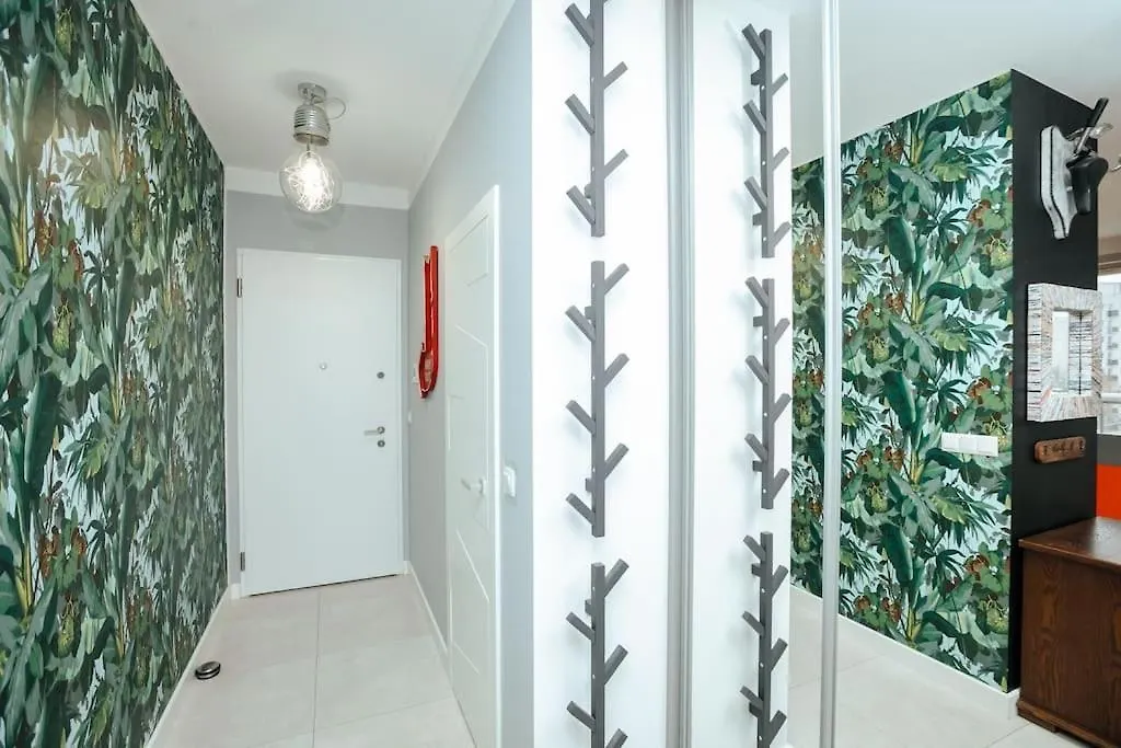 Modern, Spacious Apartment With Garage And Balcony ワルシャワ 0*,  ポーランド